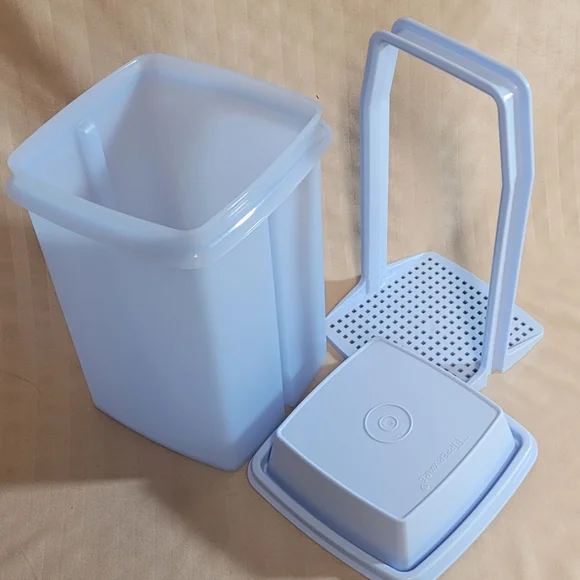 Large Pick-A-Deli Container - Picture 2 of 3